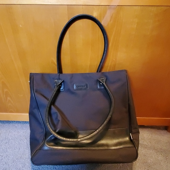 Calvin Klein Handbags - Calvin Klein bag never used